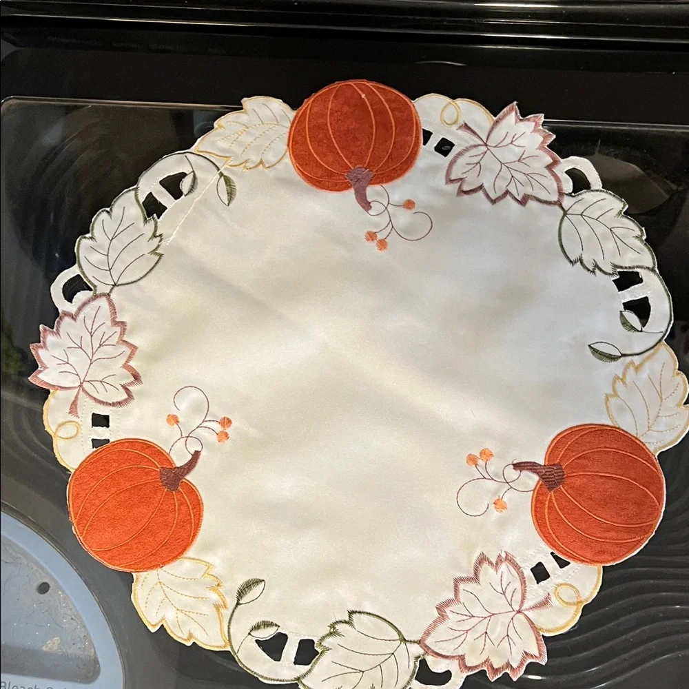 Autumn Pumpkin Embroidered Table  CenterPiece/ Runner